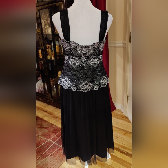 H&M Tulle Midi Skirt - Picture 5 of 7